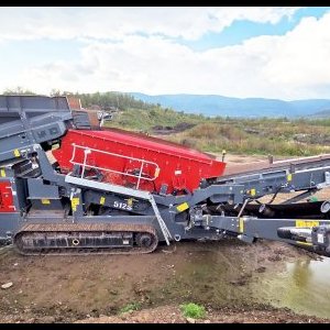 foto 25.7t sortyrowka 300t/h mobil Maximus 512S / RubbleMaster HS5000 M